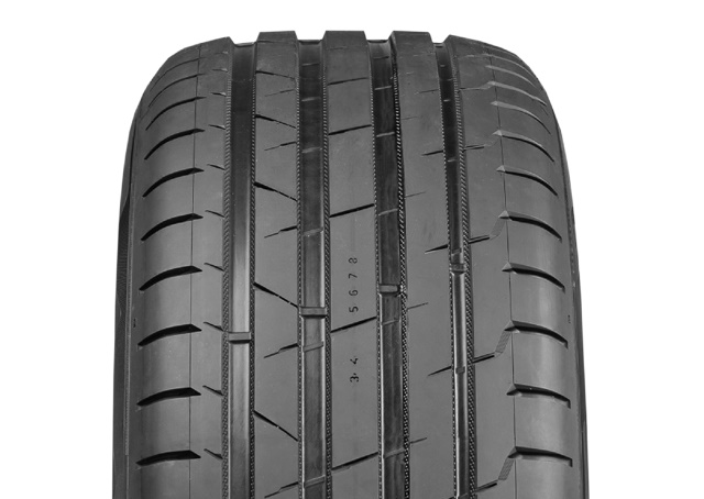 Nokian-Tyres-Autograph-Ultra-2-2